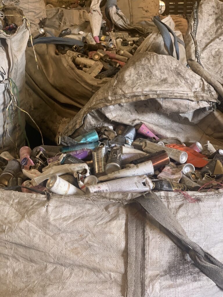 Aerosol, Aluminum Aerosol Can Scrap at Haiti Recycling