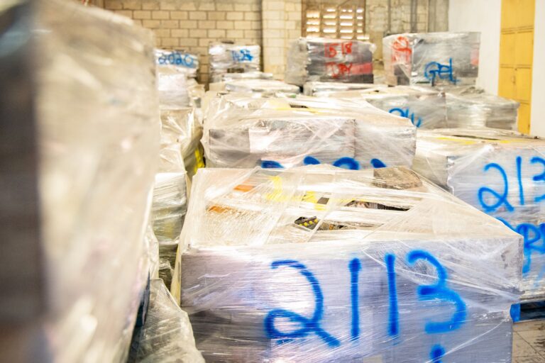Dry/Gel Battery Scrap, Recycled Battery Material at Haiti Recycling
