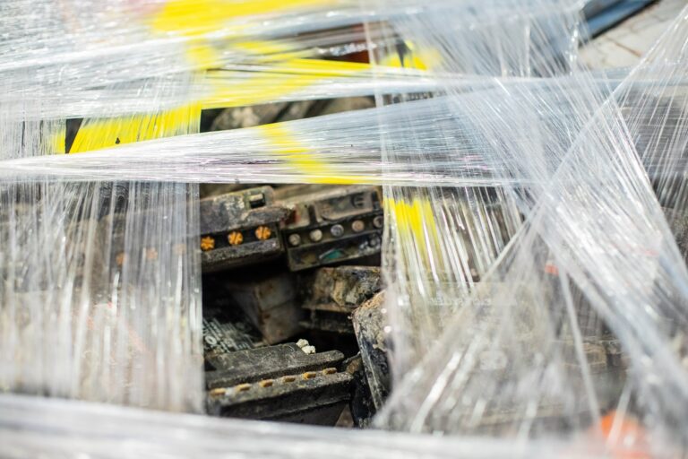 Dry/Gel Battery Scrap, Recycled Battery Material at Haiti Recycling