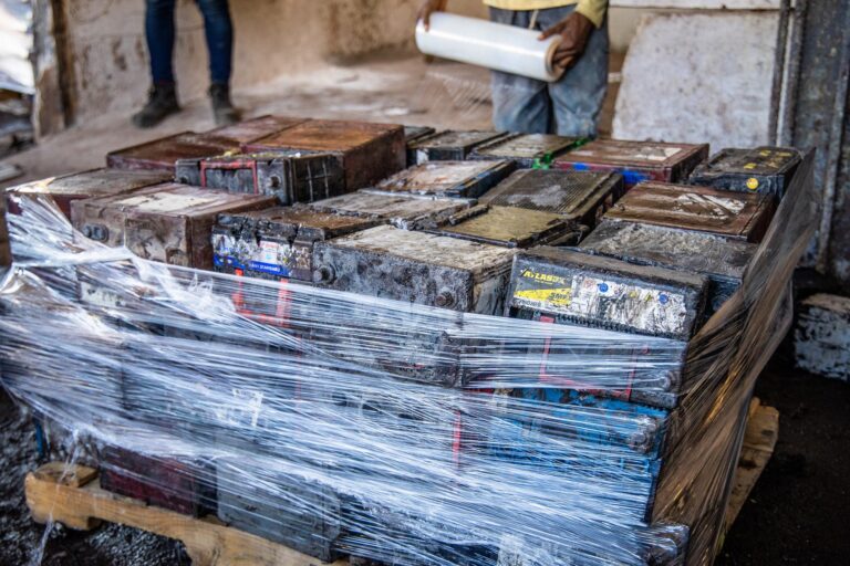 Dry/Gel Battery Scrap, Recycled Battery Material at Haiti Recycling