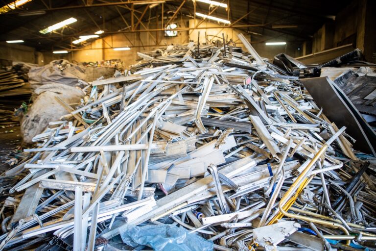 Extrusion 6061/6063, Aluminum Extrusion Scrap at Haiti Recycling