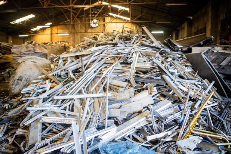 Extrusion 6061/6063, Aluminum Extrusion Scrap at Haiti Recycling